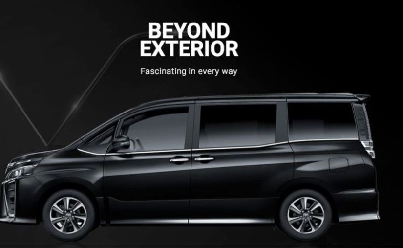 mobil keluarga toyota